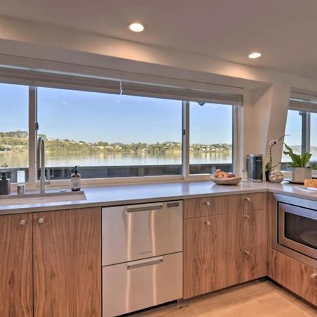 Floating Condos Of Commodore 11 Mill Valley Εξωτερικό φωτογραφία