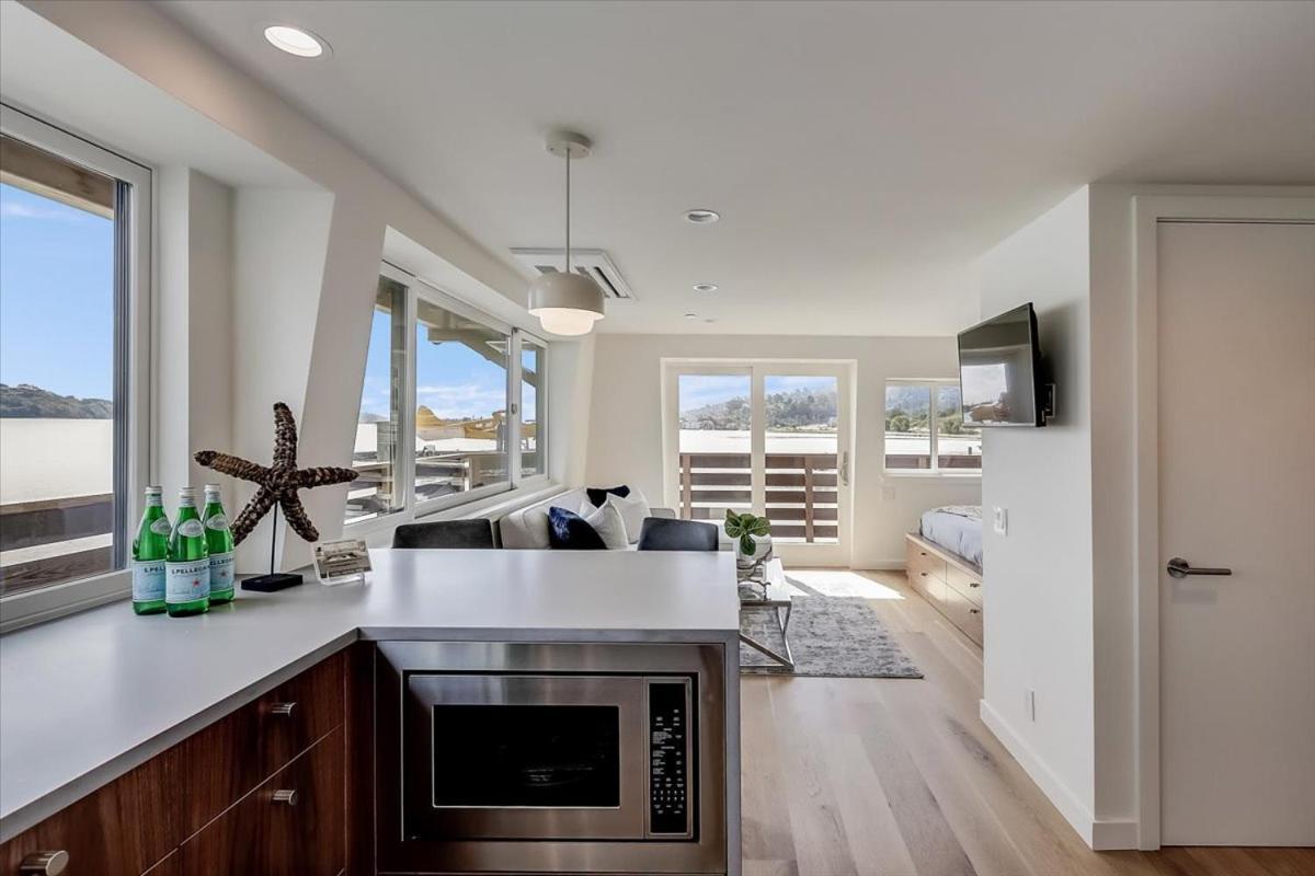 Floating Condos Of Commodore 11 Mill Valley Εξωτερικό φωτογραφία