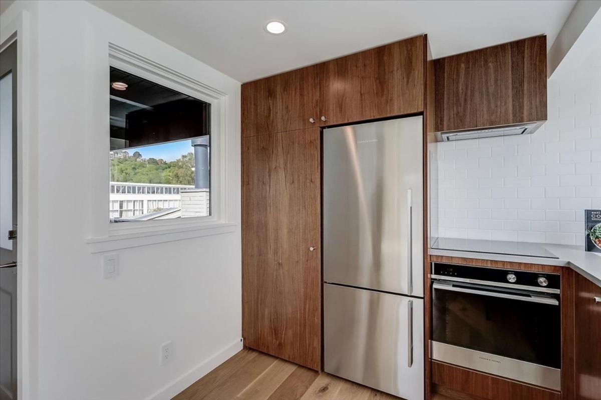 Floating Condos Of Commodore 11 Mill Valley Εξωτερικό φωτογραφία