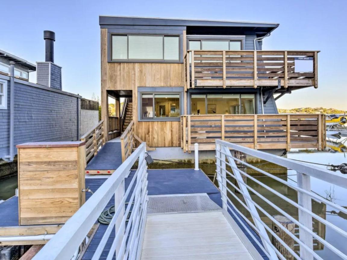 Floating Condos Of Commodore 11 Mill Valley Εξωτερικό φωτογραφία